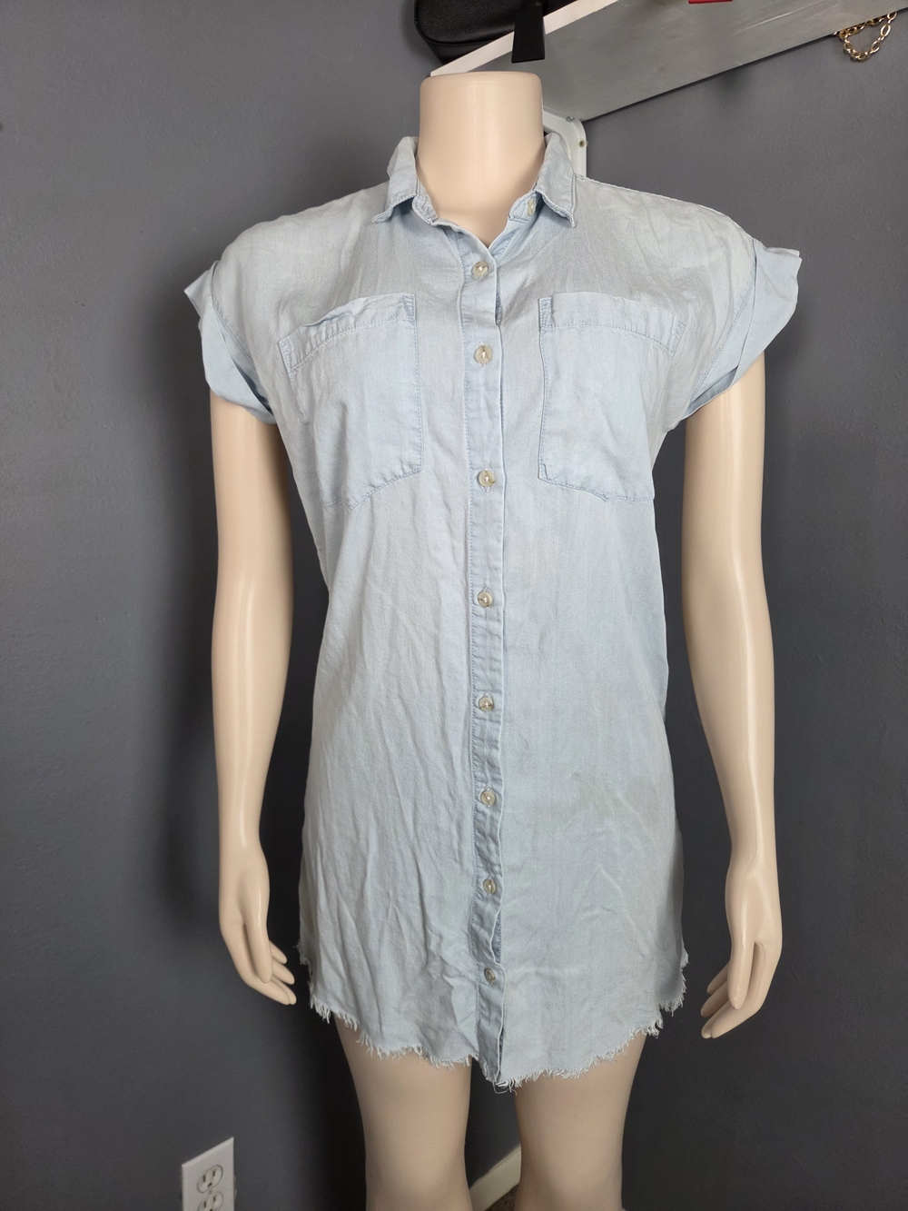Thread & Supply Light Blue Short Sleeve Button-Front Shirt